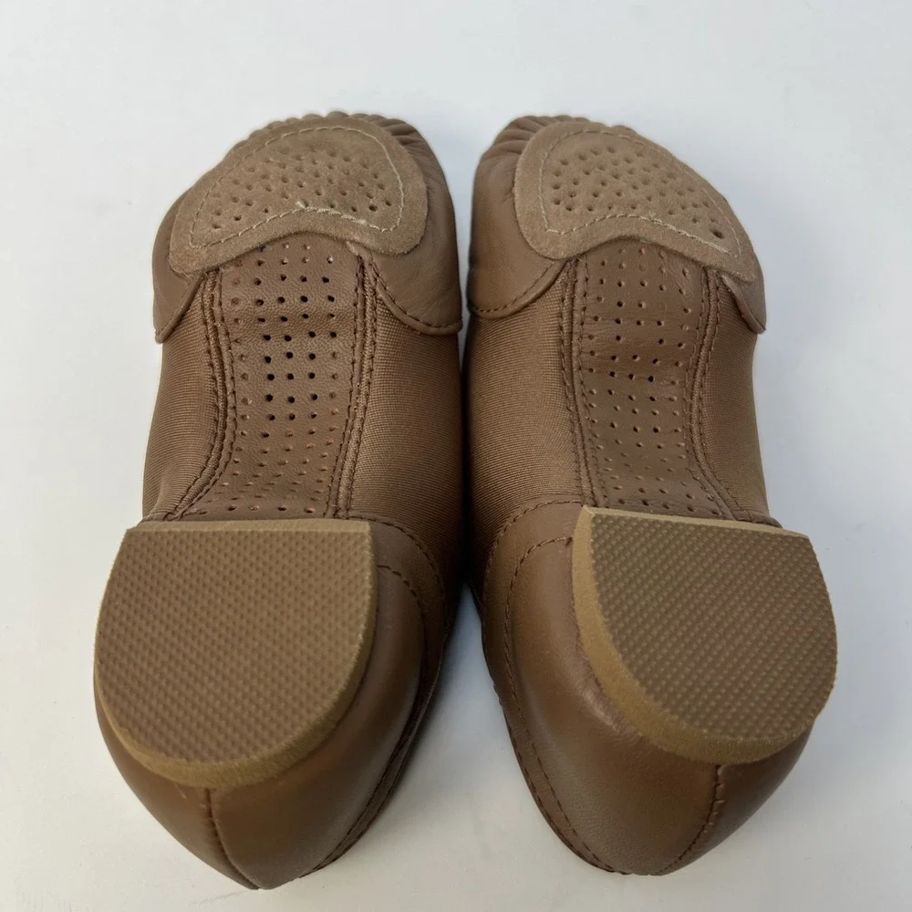 Capezio Kids Jazz Glove Jazz Shoe Skintone Tan Size 12 M Toddler Slip On NIB
